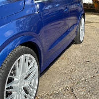 Audi RSQ3 8U Pre-Facelift - Side Skirt Splitters