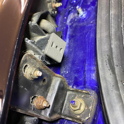 Mazda RX7 FD3S - Rear Light Mount Clips