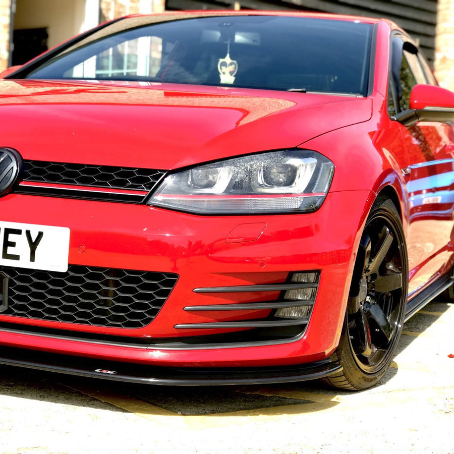 Volkswagen Golf MK7 GTI - Side Skirt Splitters