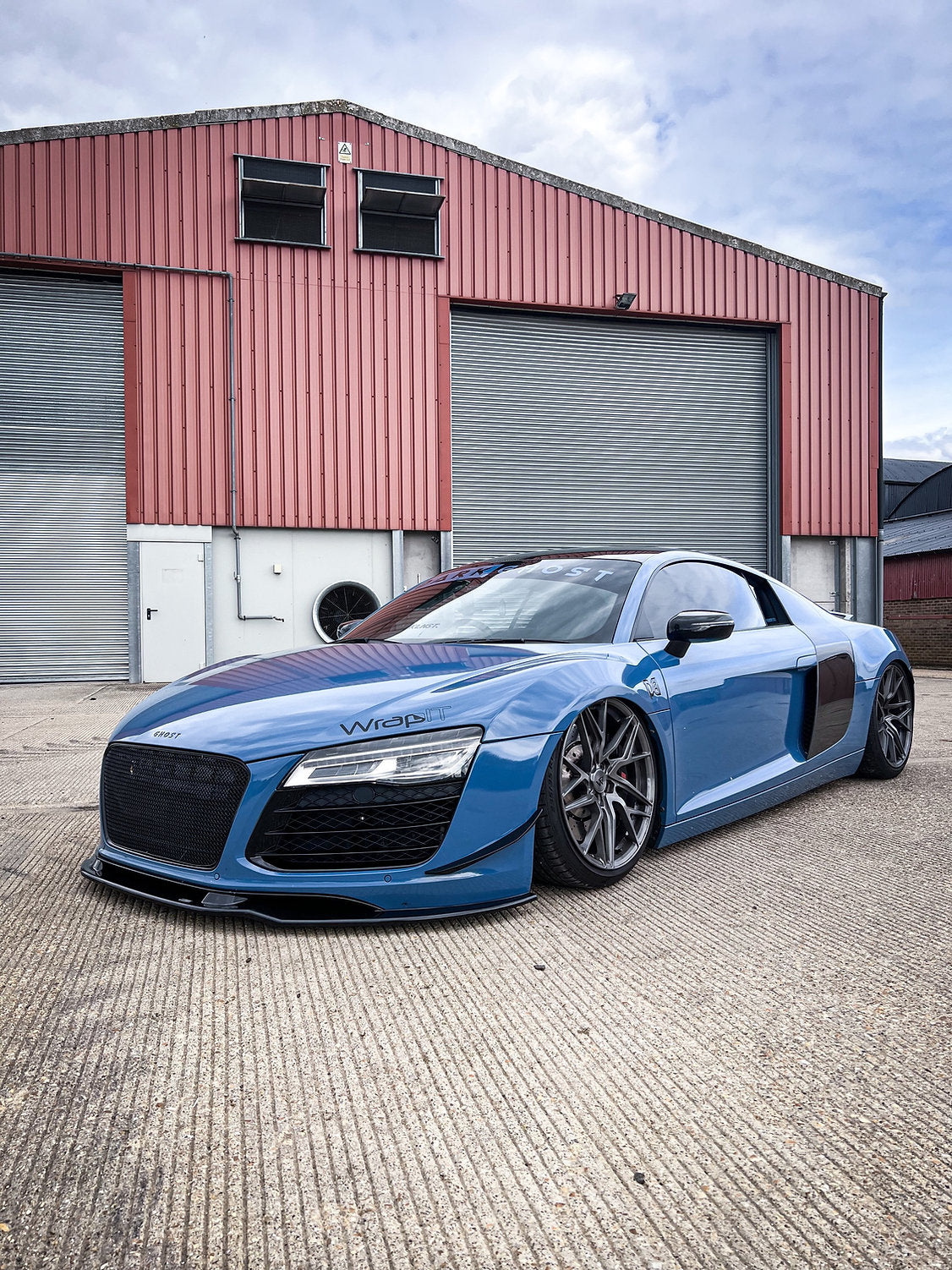 Audi R8 Gen 1 Facelift - Front Splitter – Triple R Composites Ltd