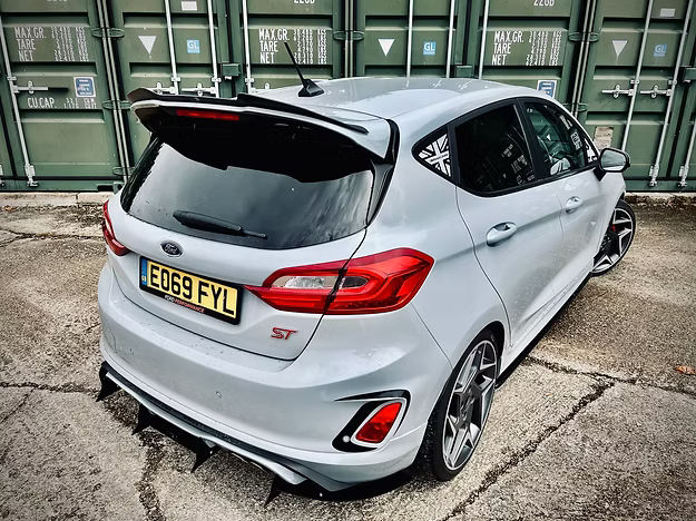 Ford Fiesta MK8 ST - Ally-Aero Diffuser