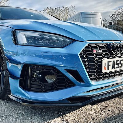Audi RS4 B9.5 Avant with Centre Blade - Front Splitter