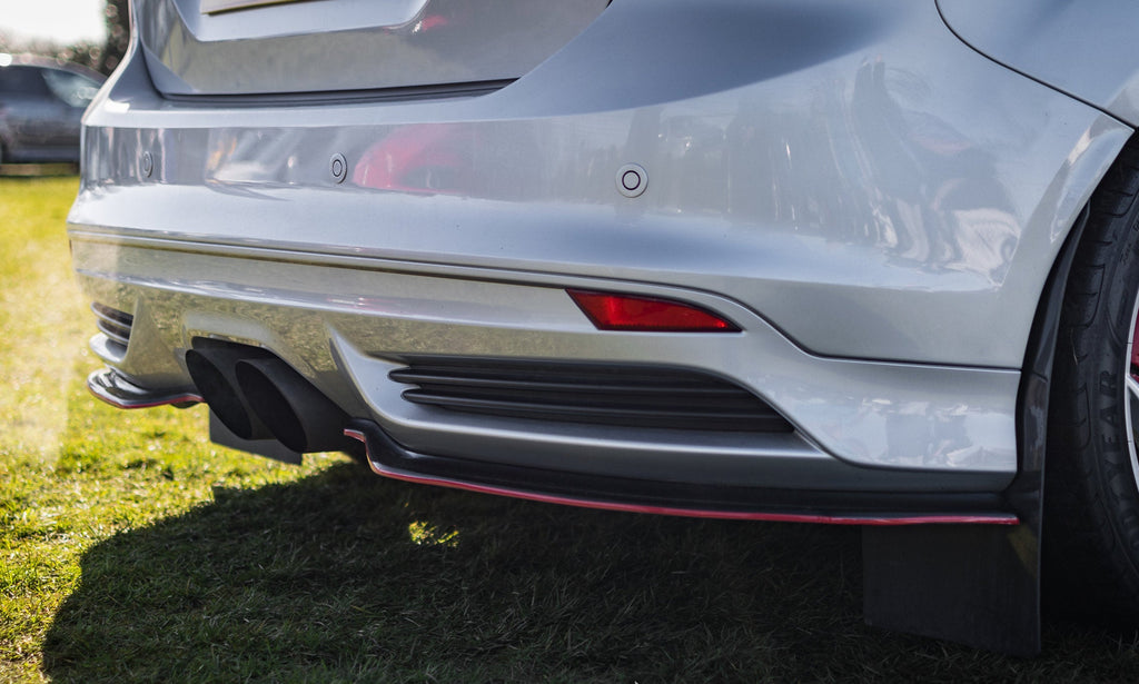 Ford Focus MK3 ST250 - Rear Spats – Triple R Composites Ltd