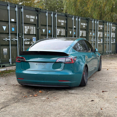 Tesla Model 3 - Spoiler