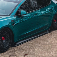 Tesla Model 3 - Side Skirt Extensions